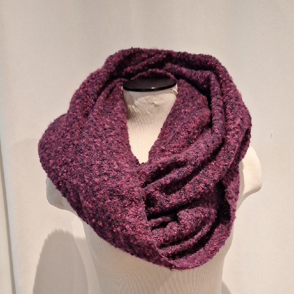 Anthropologie Cozy Raspberry Purple Knit Infinity Scarf
